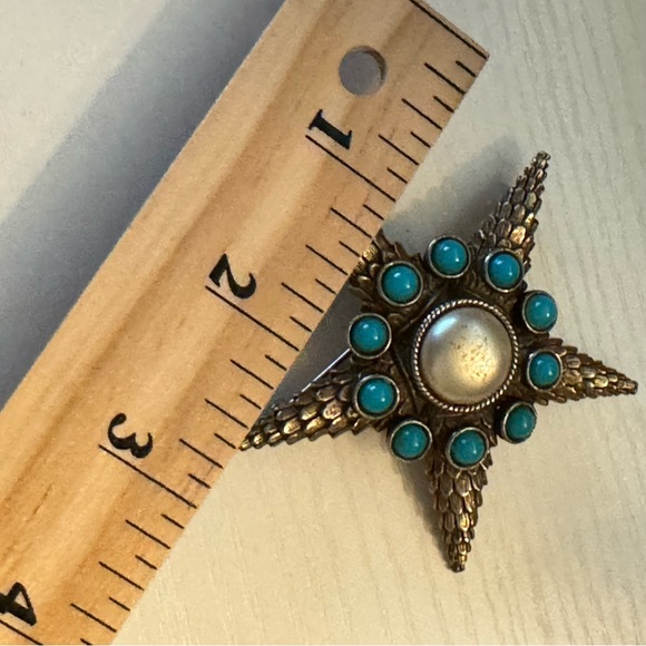 Vintage Large Star Starfish Brooch Pin Gold Tone Cabochon Turquoise Faux Pearl - Picture 7 of 8